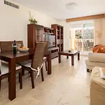 Апартаменты Apartamento Tamarindo - Ubicacion Premium Frente A La Playa Con Piscina Дения