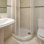 Apartamento Tamarindo - Ubicacion Premium Frente A La Playa Con Piscina Apartment