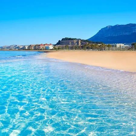 Апартаменты Apartamento Tamarindo - Ubicacion Premium Frente A La Playa Con Piscina Дения