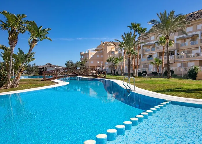 Apartamento Tamarindo - Ubicacion Premium Frente A La Playa Con Piscina Apartamento *